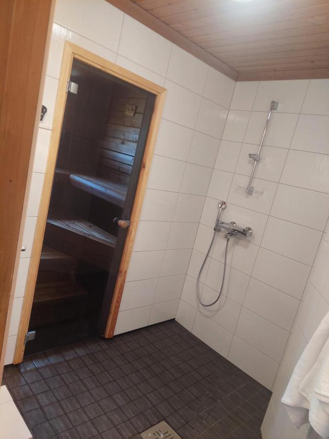 Villa Aleksi With Sauna Rovaniemi Buitenkant foto